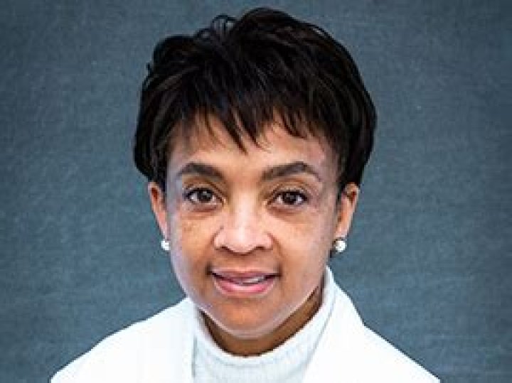 Dr. Abna Ogle, MD – Bridgeton, MO