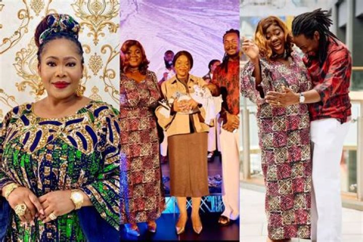 
Actress Toyin Alausa Sheds Tears Of Joy As Her Son Ties The Knot 