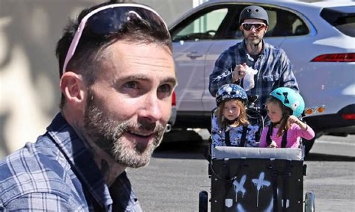 Adam Levine family, wife, children, parents, siblings