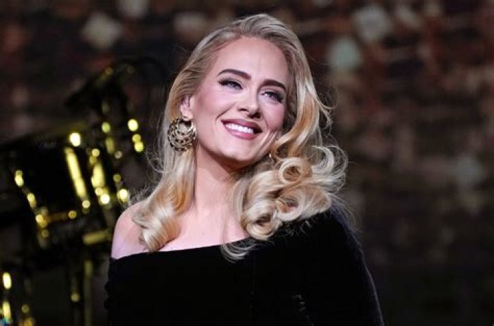 Adele Biography - Facts, Childhood, Family Life & Achievements