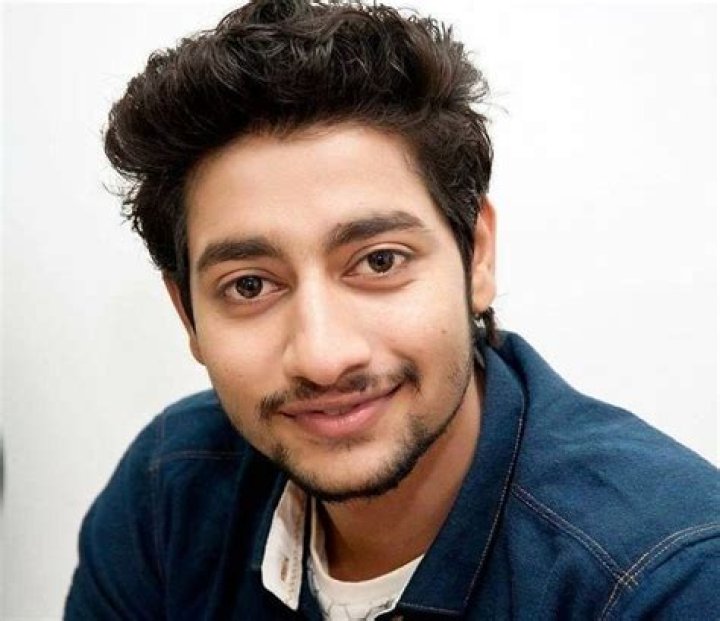 Akash Thosar Height, Weight, Net Worth, Age, Birthday, Wikipedia, Who, Nationality, Biography