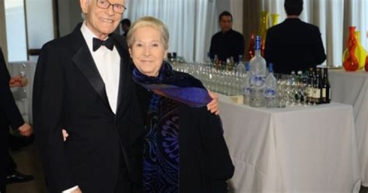 Age, height, wife, daughter, top songs, Instagram