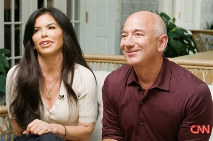 Amazon CEO And Richest Man Of The World Jeff Bezos Divorces Wife Of 25 Years Following Cheating Scandal