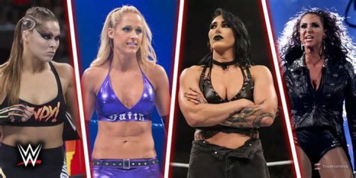 Famous American Female WWE Wrestlers
