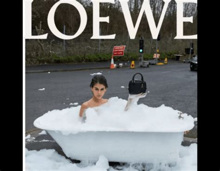 An unexpected tandem: Kaia Gerber and Anthony Hopkins appeared in the advertising campaign of the Loewe brand for the fall-winter 2022 season