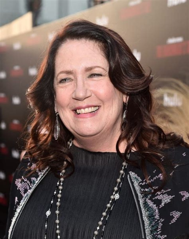 Ann Dowd Height, Weight, Net Worth, Age, Birthday, Wikipedia, Who, Nationality, Biography