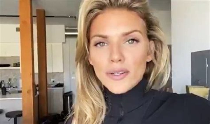 AnnaLynne McCord Says Her Acting Roles Were Splits After Her Dissociative Identity Disorder Diagnosis