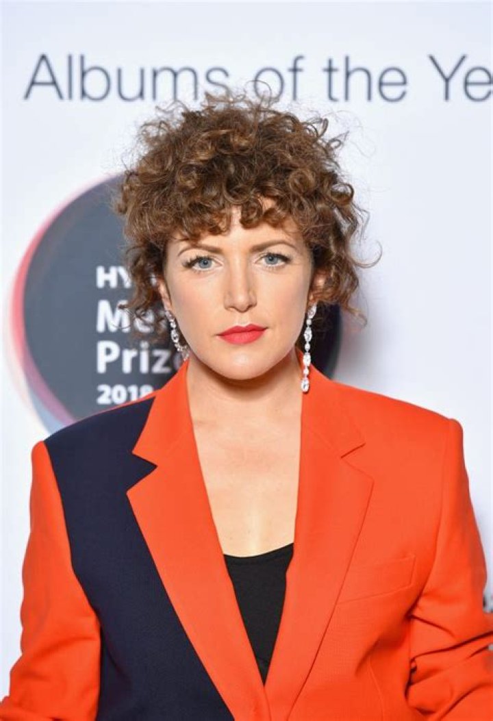 
Annie Mac Height, Weight, Net Worth, Age, Birthday, Wikipedia, Who, Nationality, Biography 
