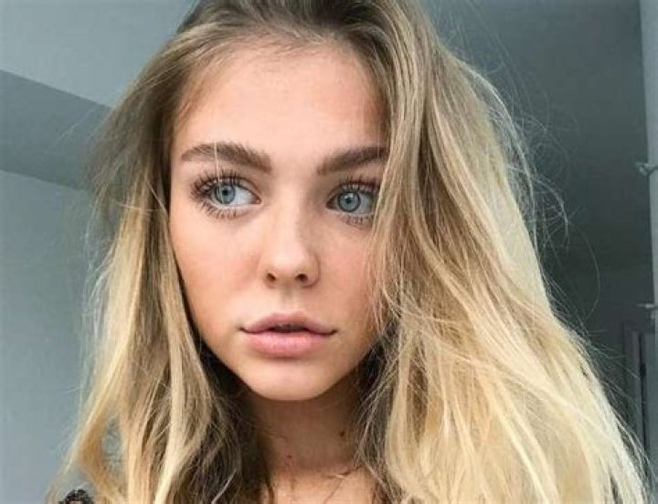 
Annika Boron Height, Weight, Net Worth, Age, Birthday, Wikipedia, Who, Instagram, Biography 