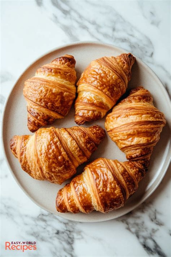 Are Croissants Healthier Than Bagels? – Celebrity
