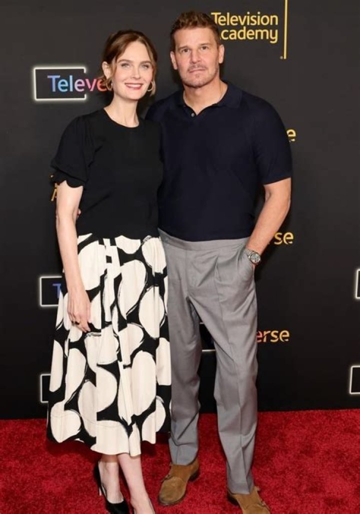 Are Emily Deschanel and David Boreanaz friends? – Celebrity