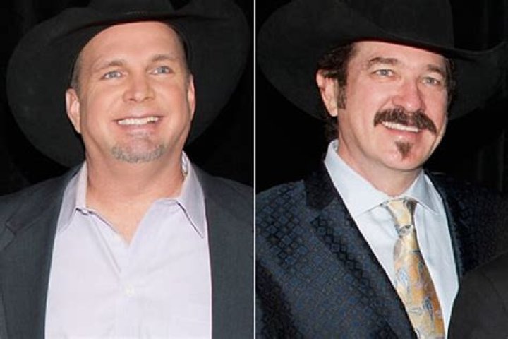 Are Garth Brooks and Kix Brooks related?