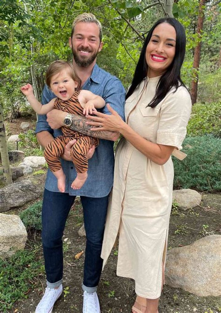 Artem Chigvintsev family, wives, children, parents, siblings