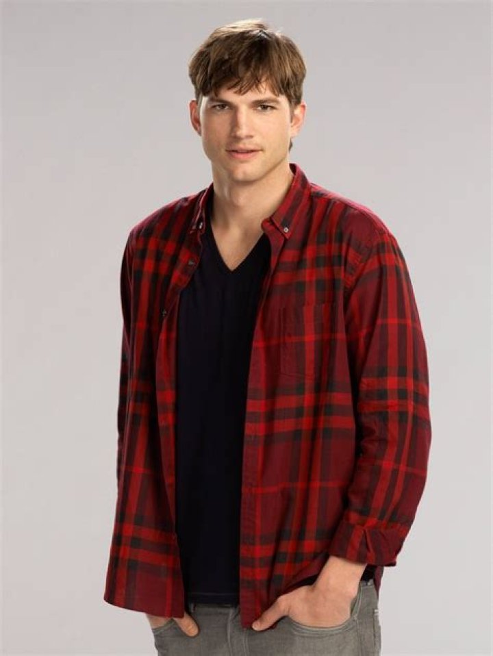 Ashton Kutcher Is Walden Schmidt On The New Two And A Half Men