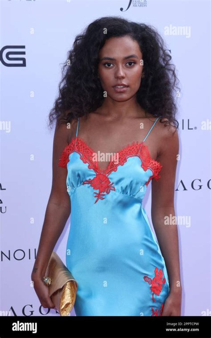 Ava Dash Biography - Facts, Childhood, Family Life & Achievements