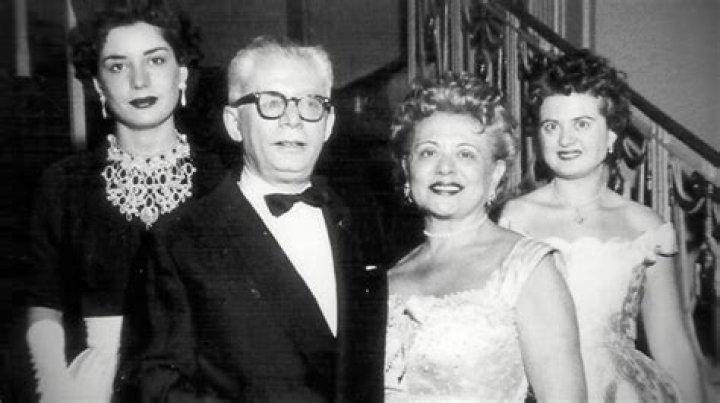 Jacqueline Walters, Walda Walters Anderson, Burton Walters