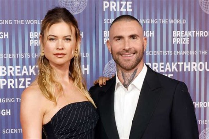 Behati Prinsloo Biography - Facts, Childhood, Family Life & Achievements