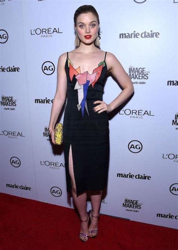 Bella Heathcote Height Weight Bra Size Body Measurements Facts