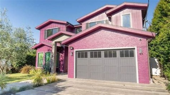 Bella Thorne Is Selling Pink Cartoon-Like Home For $2.55 Million