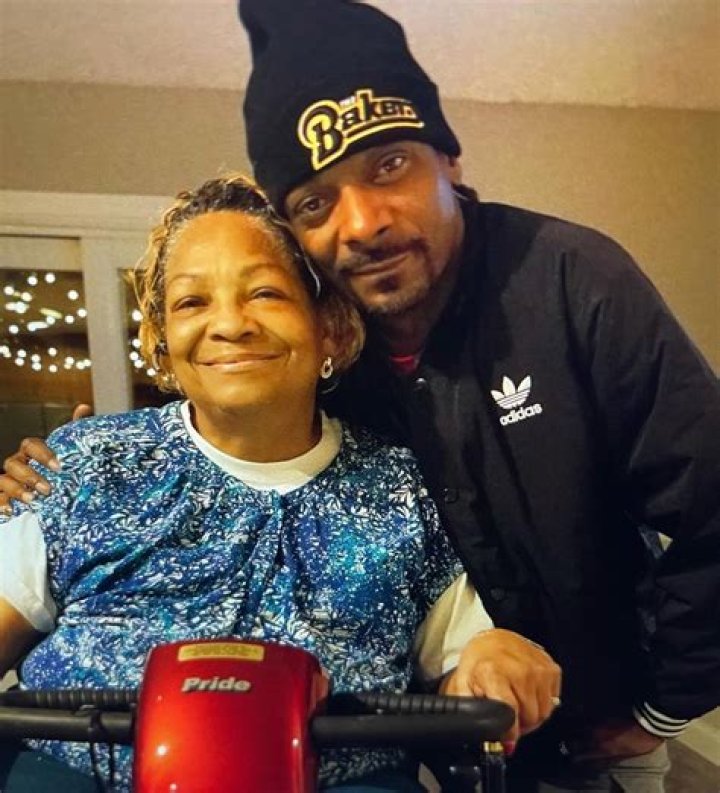 Beverly Tate Wiki, Death, Age, Husband & Snoop Dogg