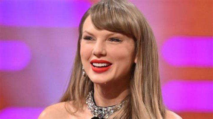 Big Machine Records Responds To Taylor Swift — Says She’s Millions Of Dollars In Debt