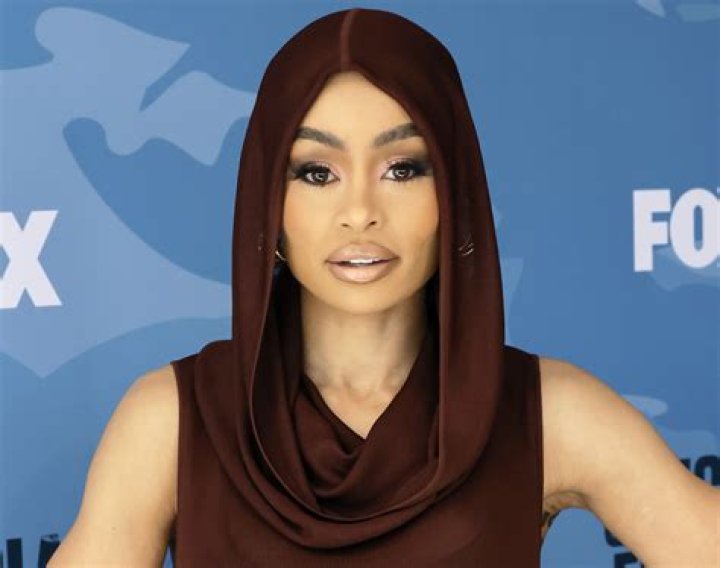 Blac Chyna in Two-Piece Workout Gear is "Wow"