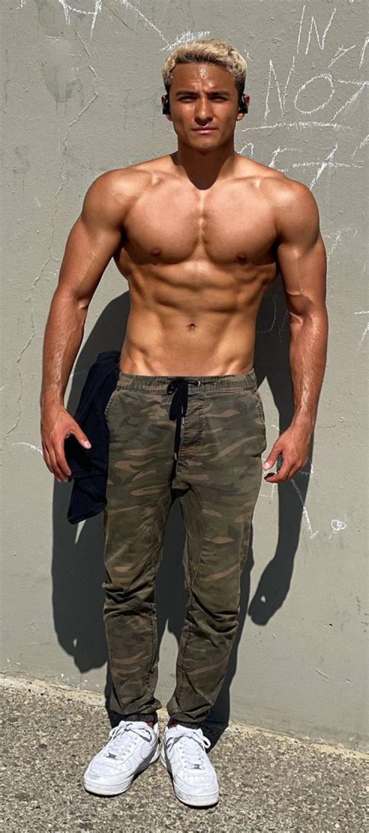 Brandon Perea Wiki, Age, Girlfriend, Height, Parents, Net Worth & More