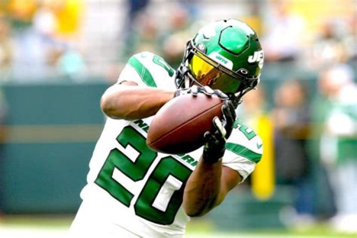 Breece Hall: Career stats, height, weight, family, college, teams, salary, net worth