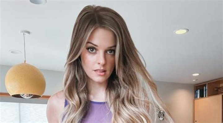 Bri Lauren Height, Weight, Net Worth, Age, Wiki, Who, Instagram, Biography