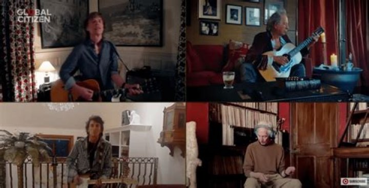 Can Awkwafina play piano? – Celebrity