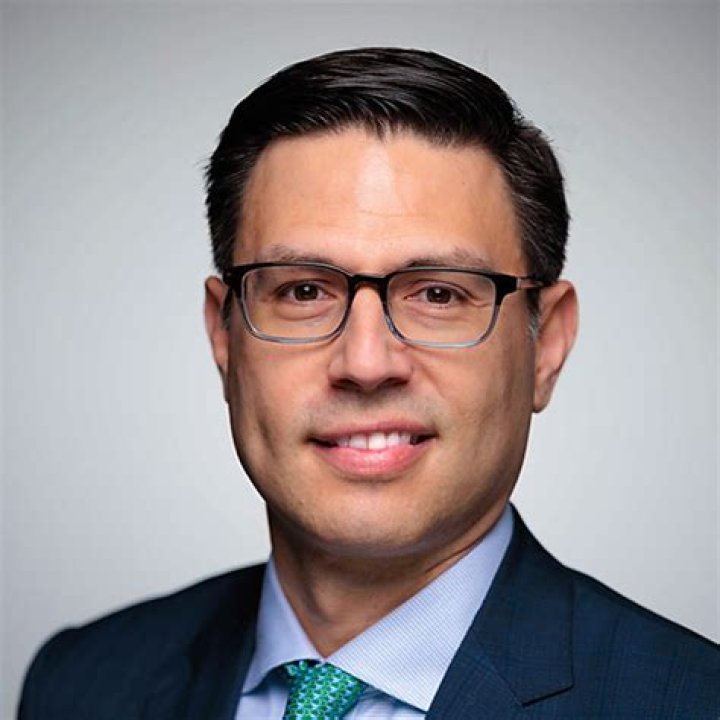 Dr. Carlos Fernandez, MD – Toms River, NJ