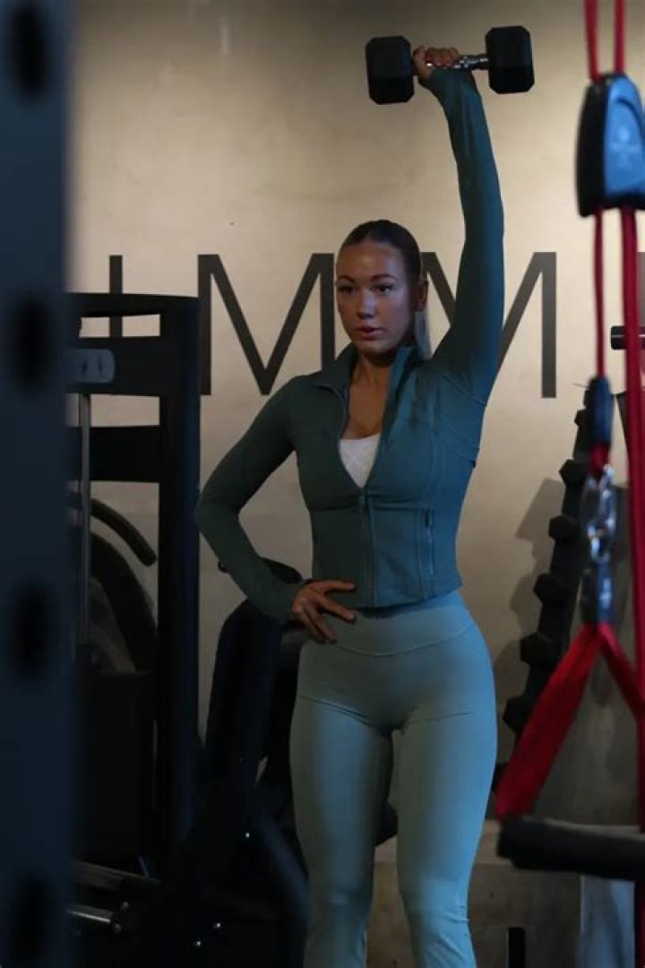 Caroline Ruud in Workout Gear Shares Hardcore Glutes Workout