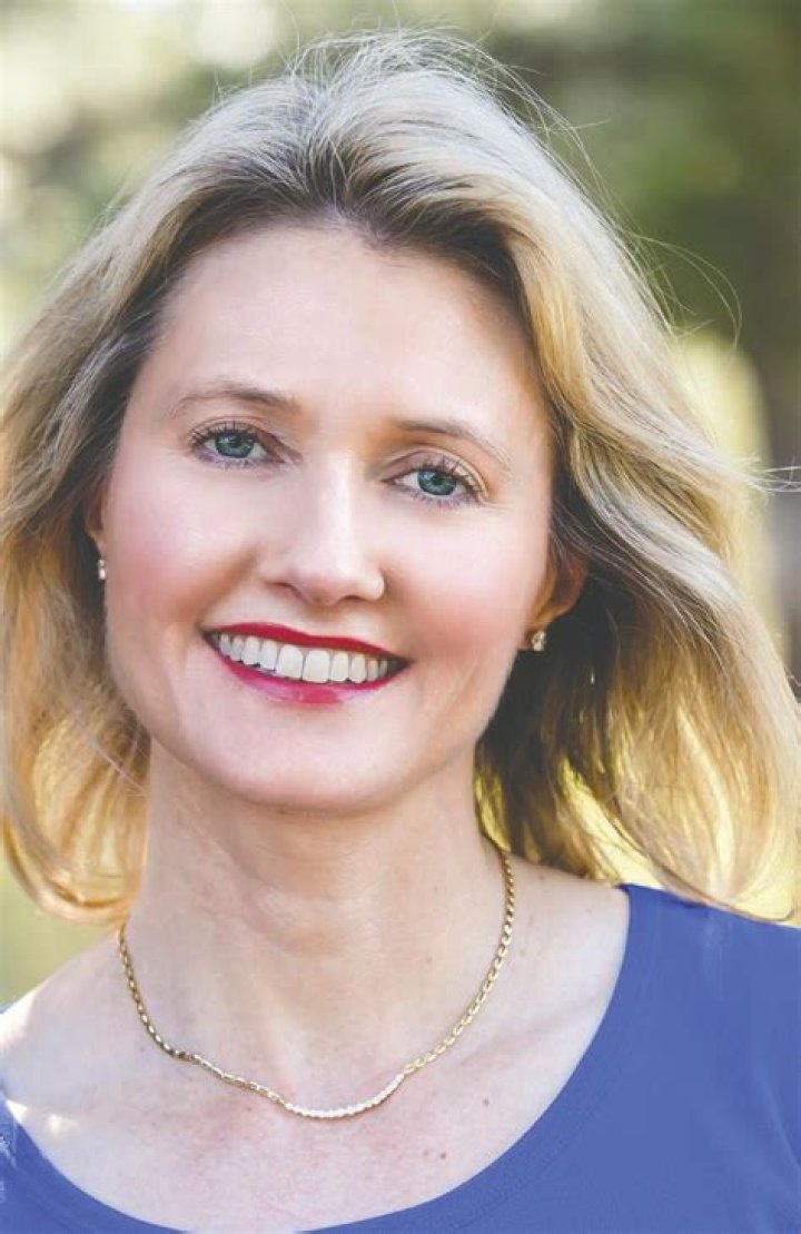 Dr. Carolyn Fronczak, MD – Dacono, CO