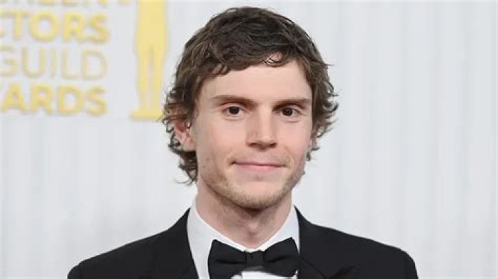 Carson Peters Height, Weight, Net Worth, Age, Birthday, Wikipedia, Who, Nationality, Biography