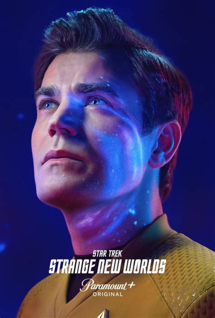 CBS May Make Kirk Bisexual In Star Trek: Strange New Worlds