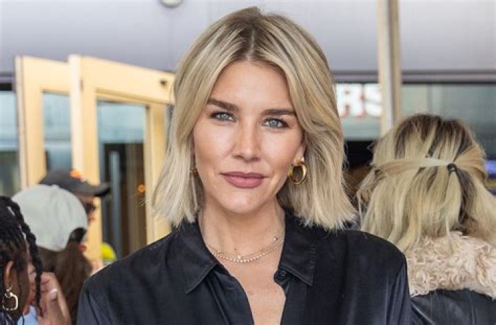 Charissa Thompson In Workout Gear Poses With Tom Brady and Rob Gronkowski