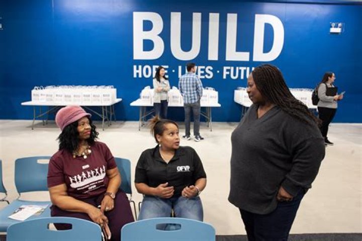 
Chicago Non-Profit Owned By Pete Kadens Provides Free Tuition To All The Students 