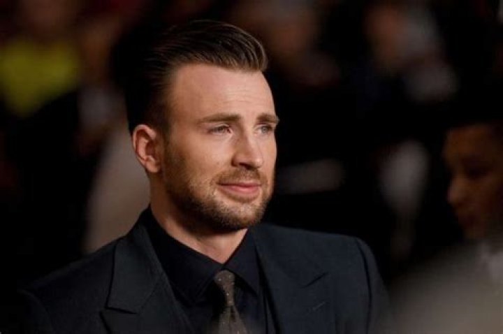 Chris Evans Drags The ‘Homophobic’ Men Organizing Outrageous Straight Pride Parade