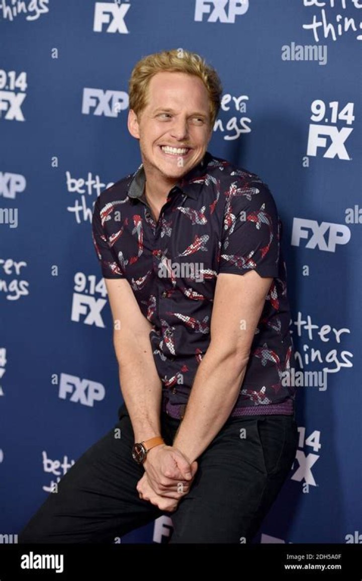 Chris Geere Biography – Facts, Childhood, Family Life, Achievements