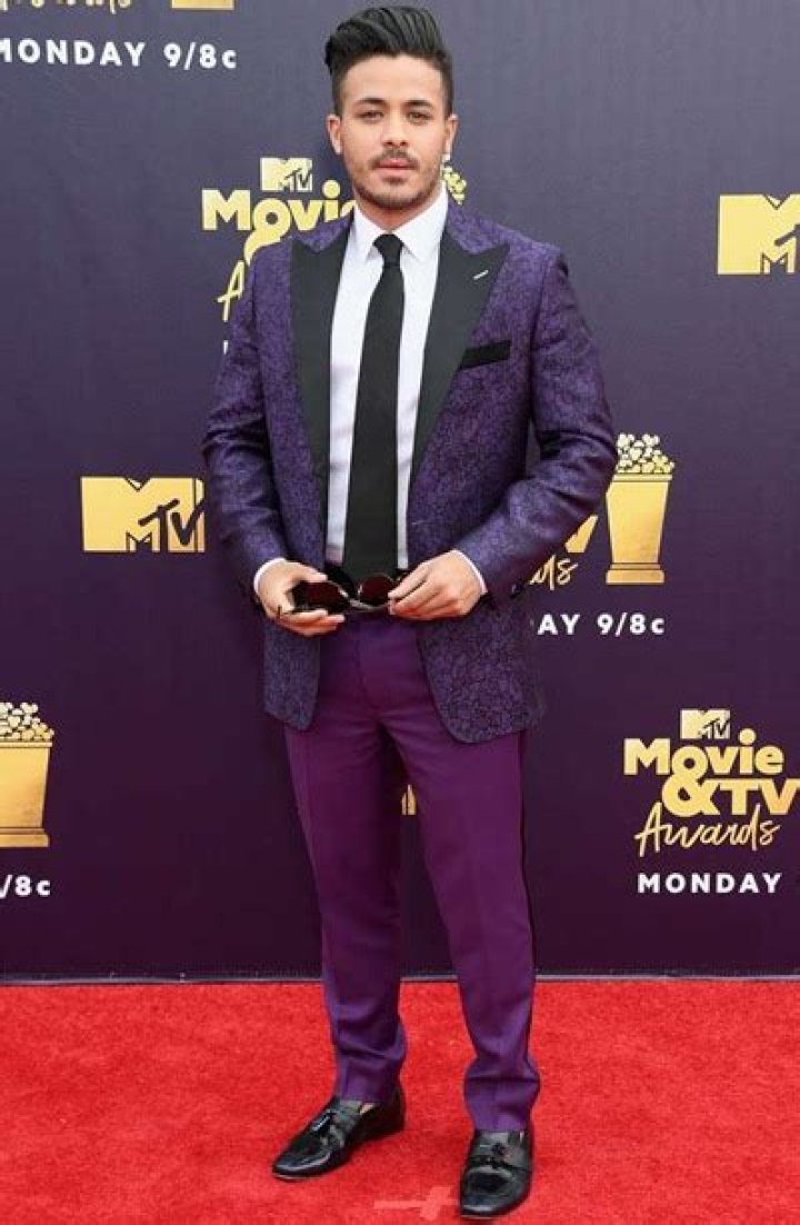 Christian Navarro Height Weight Age Body Measurements Stats Facts