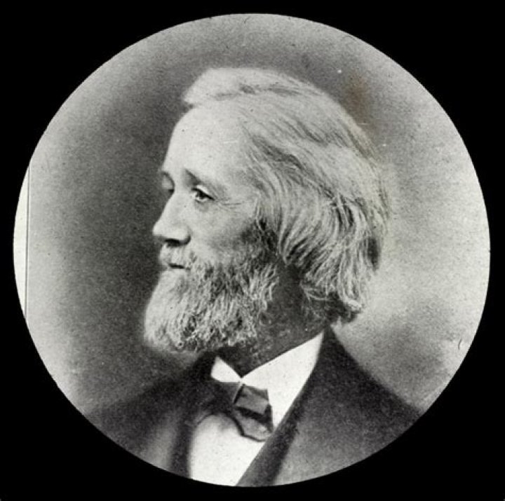 Christopher Latham Sholes Biography - Childhood, Life Achievements & Timeline