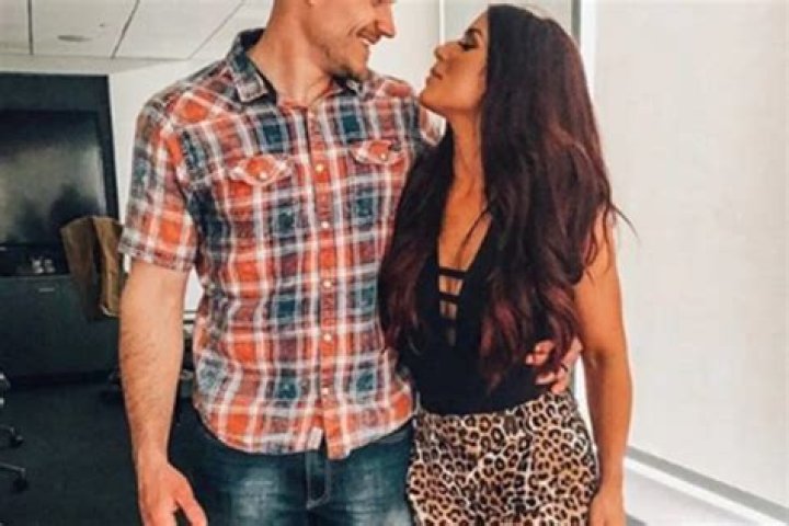 Cole DeBoer Pays Sweet Tribute To ‘Perfect’ Wife Chelsea Houska Following Her ‘Teen Mom’ Exit!