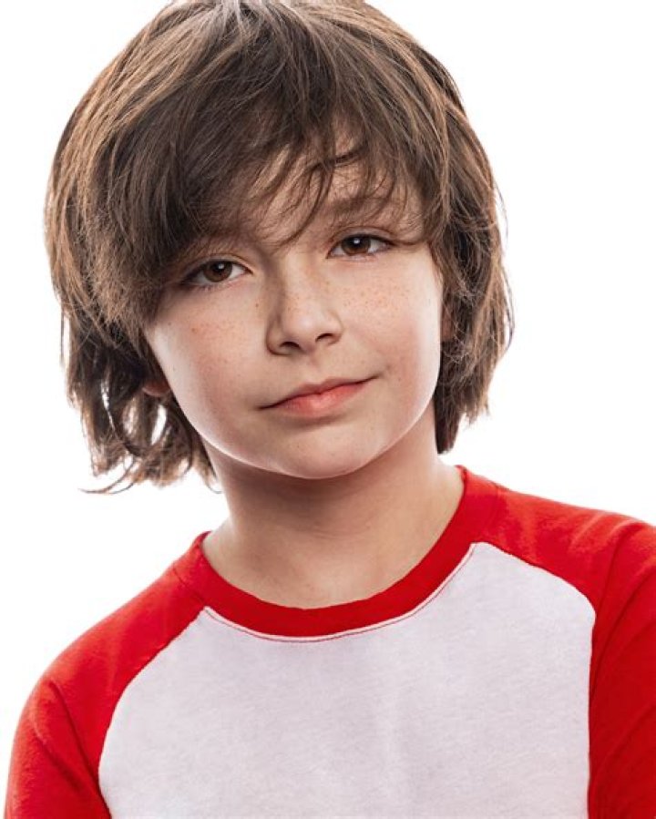 Actor Connor Esterson Wiki, Age, Birthday, Parents, School and More