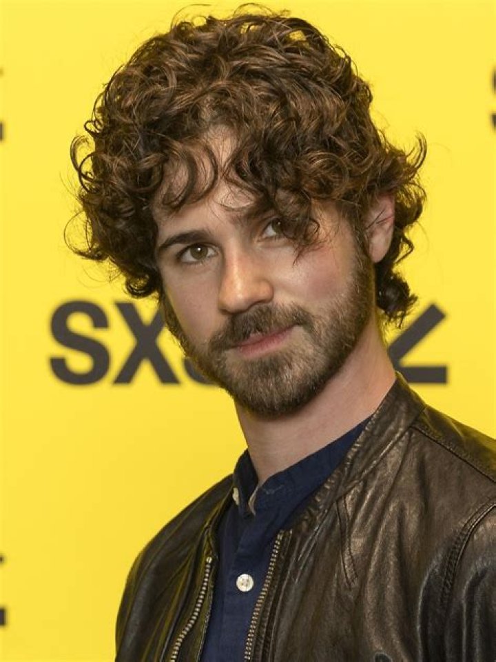 Connor Paolo Biography - Facts, Childhood, Family Life & Achievements