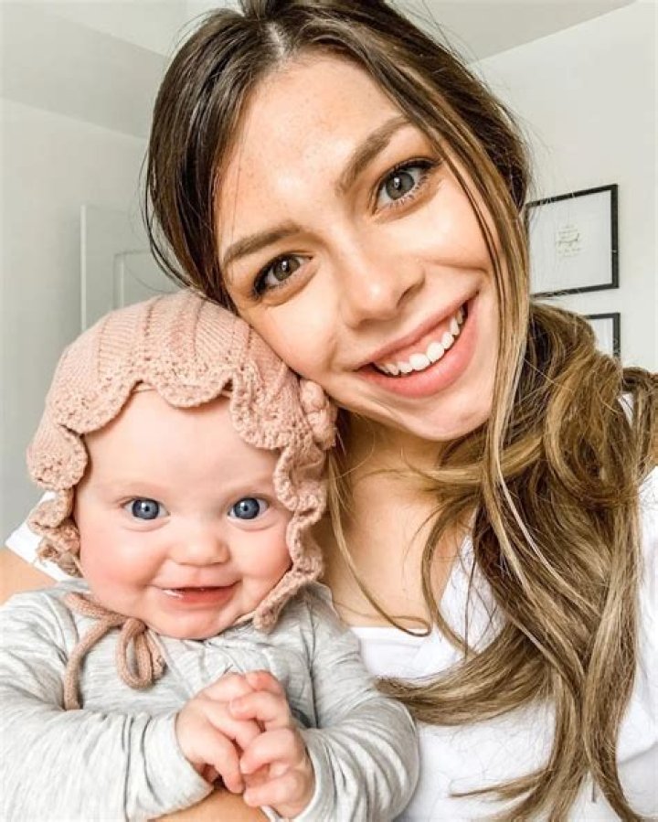 Counting On – Josiah Duggar & Lauren Swanson Open Up About Life As New Parents To Daughter Bella