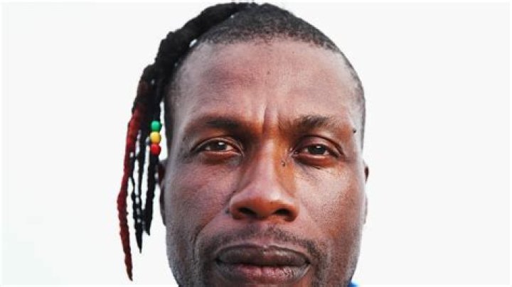 Curtly Ambrose Biography - Facts, Childhood, Family Life & Achievements