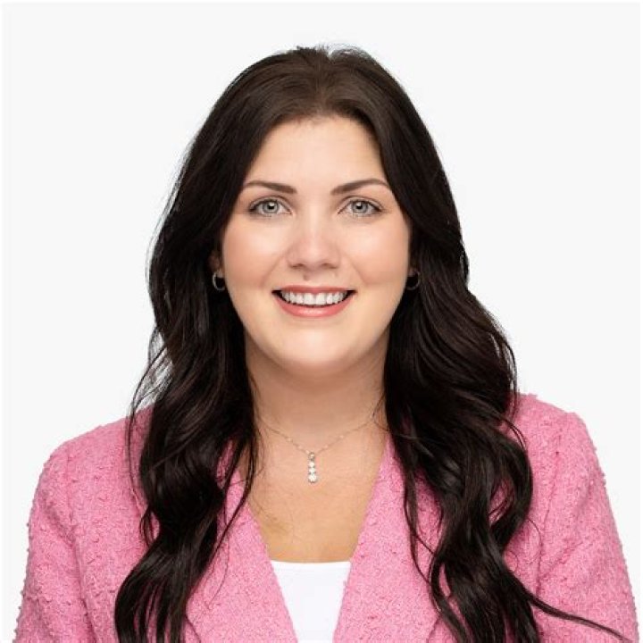 Dr. Danielle Clark, DO – Pella, IA