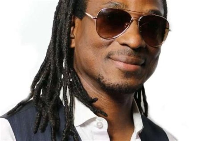 David Adefeso Teaches You How To Pick The Best Stocks In Under Two Minutes!