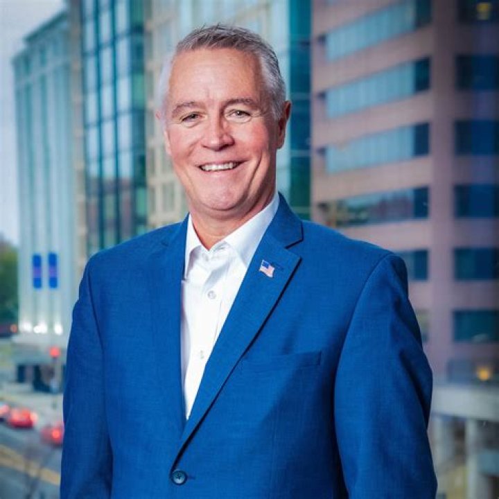 Dr. David Bender, MD – Burbank, CA