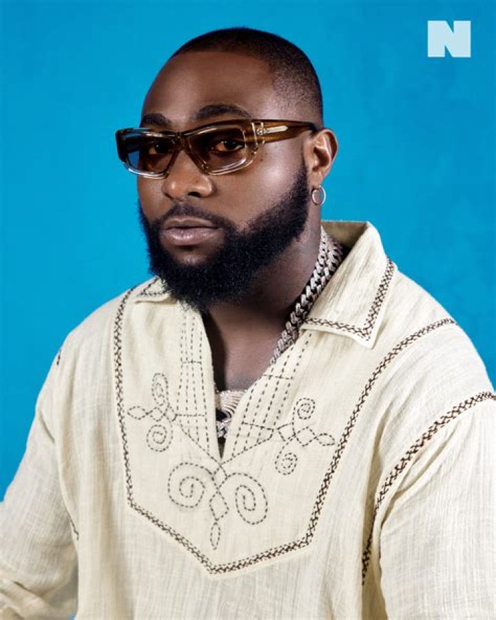 
Davido Reacts To Portable’s Face Tattoo 
